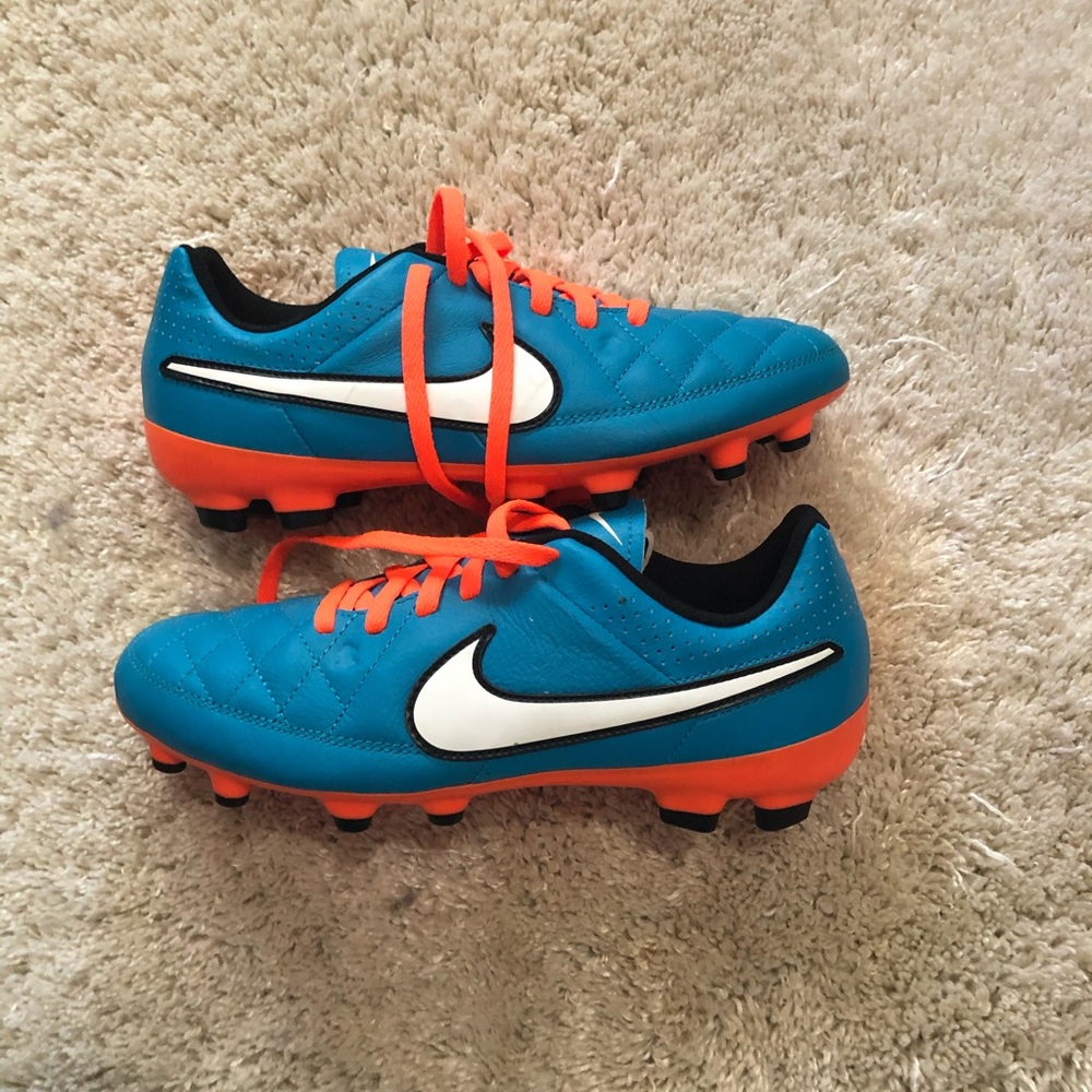 Youth NIKE soccer shoes